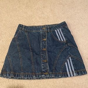 Denim skirt